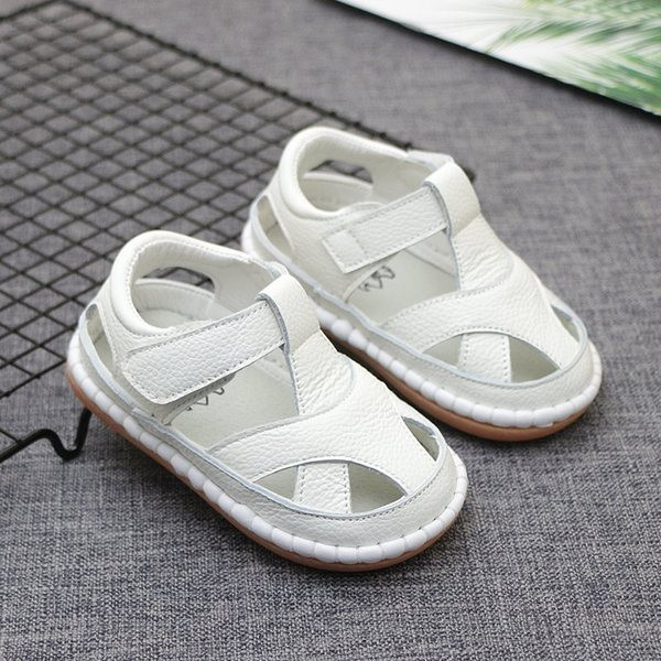 Öko bőrből készült modern gyerekszandál fiúknak többféle színben