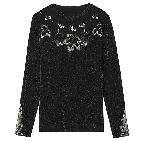 Μοντέρνα γυναικεία μπλούζα με κεντήματα σε διάφορα χρώματα