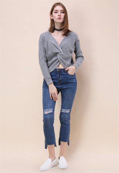 Μοντέρνα γυναικεία  μπλούζα - ένα ευρύ μοντέλο σε διάφορα χρώματα