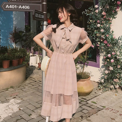 Καθημερινό γυναικείο φόρεμα σε δύο χρώματα με κοντό μανίκι - μοτίβο αποκοπής