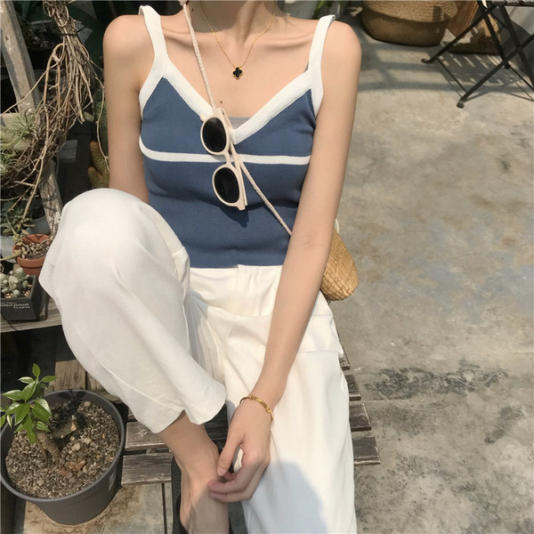 Modern női felső, két színben, vékony pántokkal