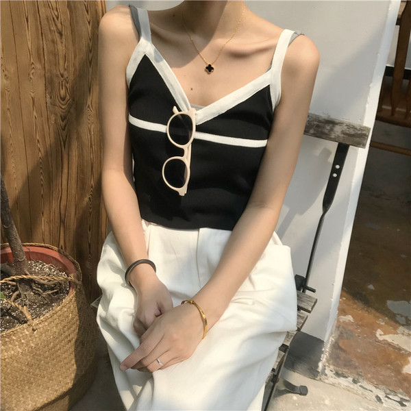 Modern női felső, két színben, vékony pántokkal