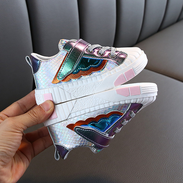 Eko bőrből készült alkalmi gyerek tornacipő lányoknak három színben