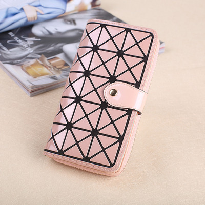 Μοντέρνο γυναικείο πορτοφόλι σε διάφορα χρώματα