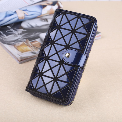 Μοντέρνο γυναικείο πορτοφόλι σε διάφορα χρώματα