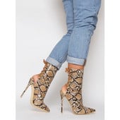 Γυναικεία γυναικεία παπούτσια με λεπτό τακούνι  και  κορδόνια σε δύο χρώματα