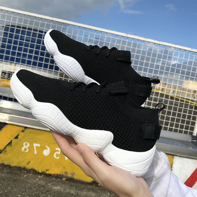 Γυναικεία  παπούτσια casual με κορδόνια σε λευκό, μαύρο και ροζ χρώμα