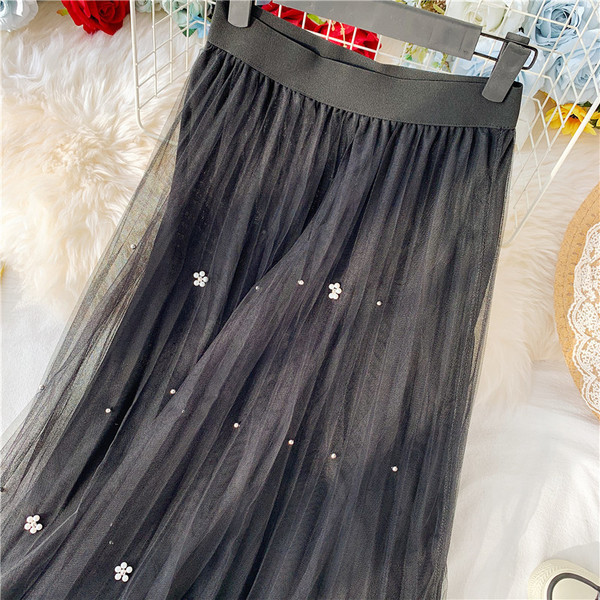 Női szoknya tüll és gyöngyökkel több színben