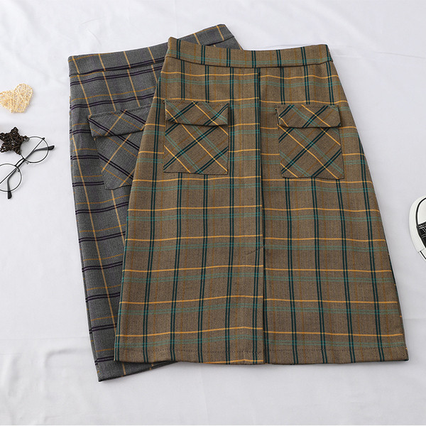 Kockás női szoknya magas derékkal, szürke és barna színben