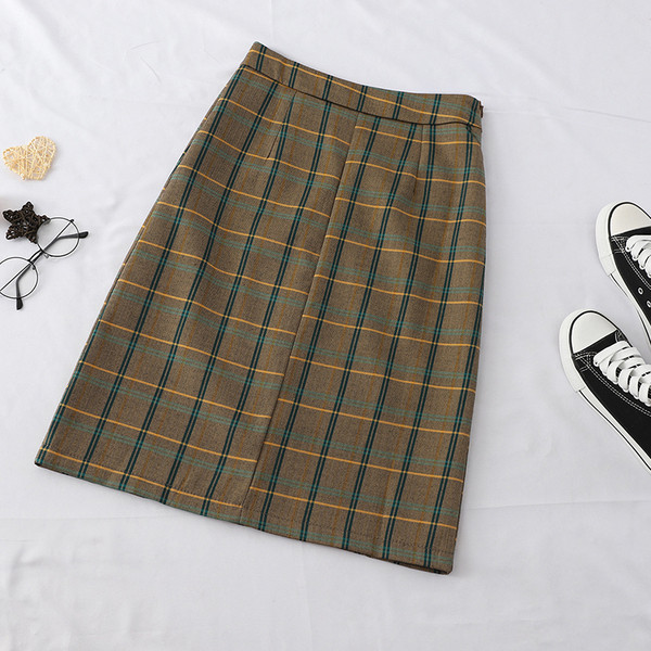 Kockás női szoknya magas derékkal, szürke és barna színben