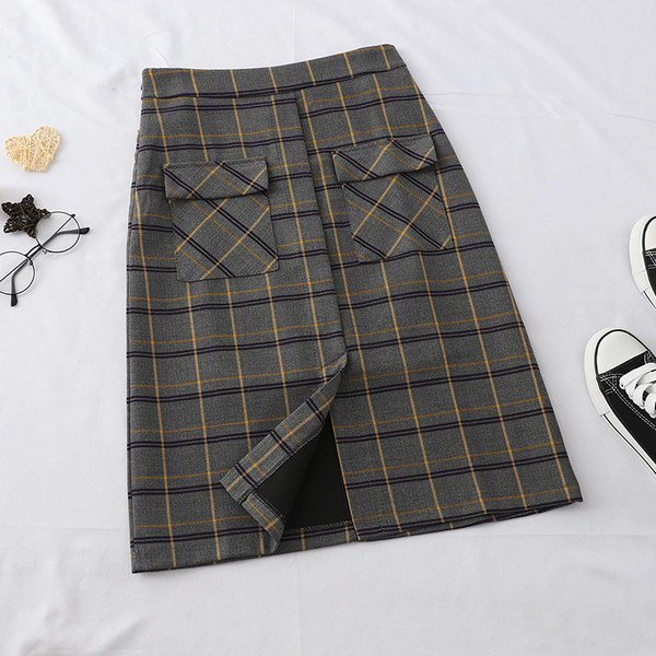 Kockás női szoknya magas derékkal, szürke és barna színben