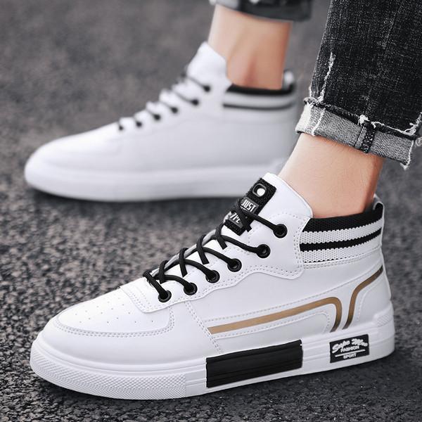 Férfi tornacipő fehér és fekete színben, lapos talppal és fűzővel