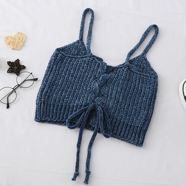 Kötött női felső rövid modell, hátul nyakkendővel több színben