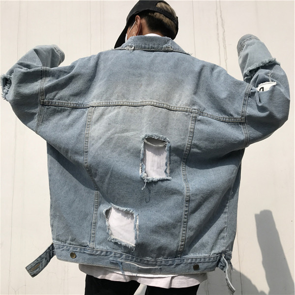 Jachetă bărbătească din denim cu motive rupte de culoare deschisă