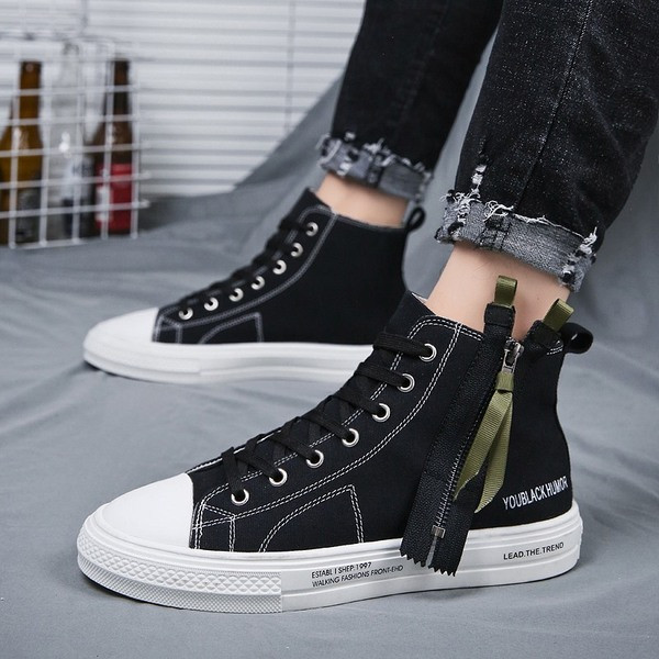 Modern férfi tornacipő három színben fűzővel és cipzárral