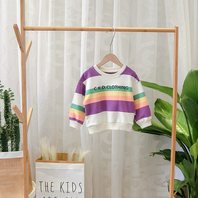 Παιδικό μπλουζάκι  με λαιμόκοψη σε διάφορα χρώματα για αγόρια