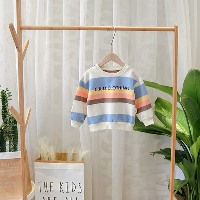 Παιδικό μπλουζάκι  με λαιμόκοψη σε διάφορα χρώματα για αγόρια