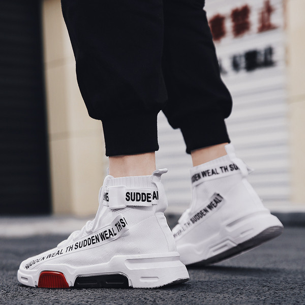 Alkalmi férfi tornacipő három színben feliratokkal és nyakkendőkkel