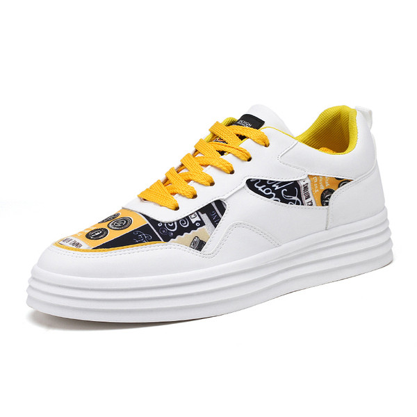 Tenisi de barbati actuali in trei culori - cu aplicare