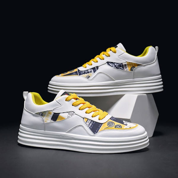 Tenisi de barbati actuali in trei culori - cu aplicare