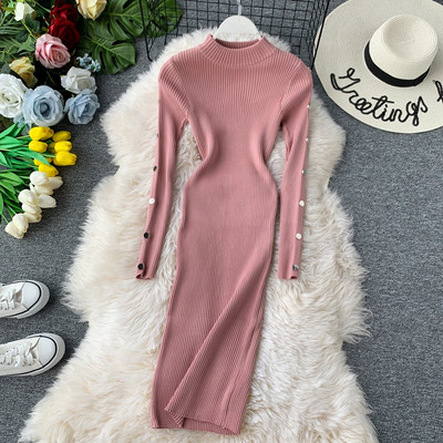 Női téli ruha Slim - modell többféle színben