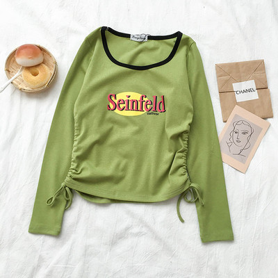 Alkalmi női blúz felirattal és nyakkendővel