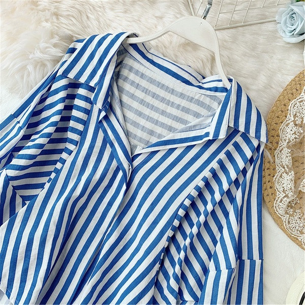 Cămașă cu dungi de damă în roșu și albastru