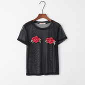 Διαφανή  γυναικείο μπλουζάκι σε μαύρο χρώμα με κεντήματα