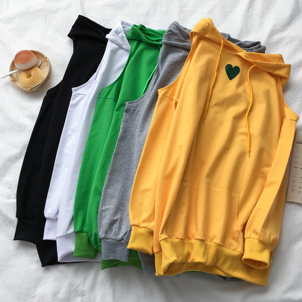 Bluza de dama in mai multe culori - cu gluga si cravate