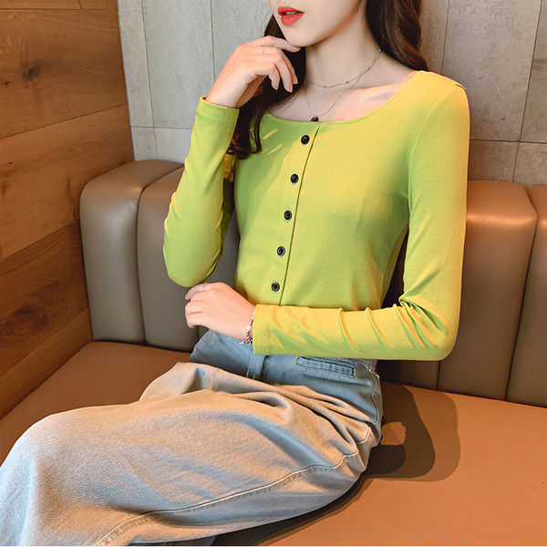 Női blúz három színben, hosszú ujjal és gombokkal