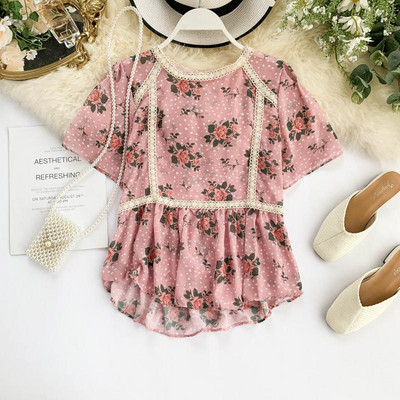 Κομψή γυναικεία μπλούζα με floral σχέδια σε διάφορα χρώματα