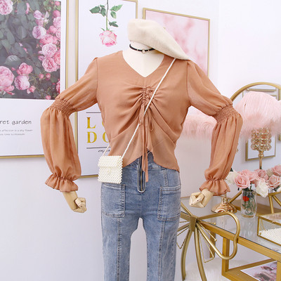 Μοντέρνα  γυναικεία μπλούζα με λαιμόκοψη και δεσμούς σε διάφορα χρώματα