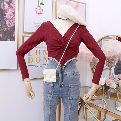 Κομψή  μπλούζα γυναικών με λαιμόκοψη σε διάφορα χρώματα