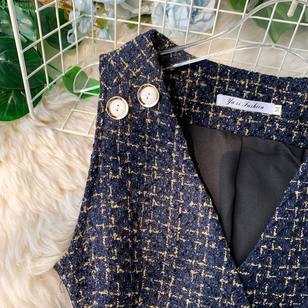 Rochie de dama cu decolteu in V in doua culori