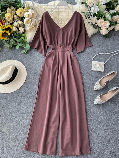 Μοντέρνες γυναικείες ολόσωμες φόρμες με V-λαιμό σε μοβ χρώμα