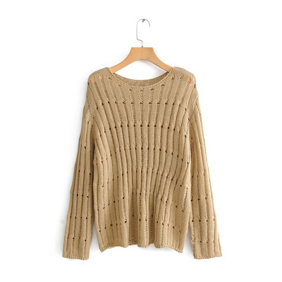 Πλεκτό πουλόβερ σε μπεζ χρώμα