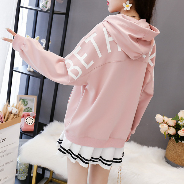 Αθλητική casual γυναικεία μπλούζα σε δύο χρώματα με γράμματα