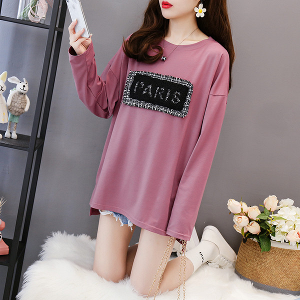 Női blúz három színben felirattal és O-nyakkal