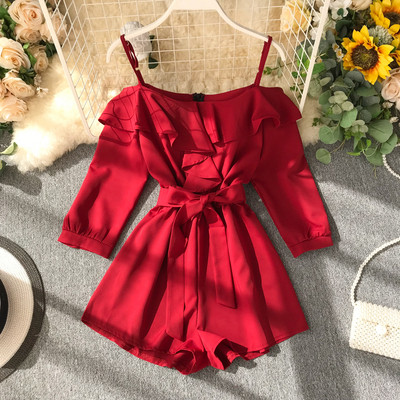 Γυναικεία κοντή ολόσωμη φόρμα  με ζώνη και μανίκι 3/4