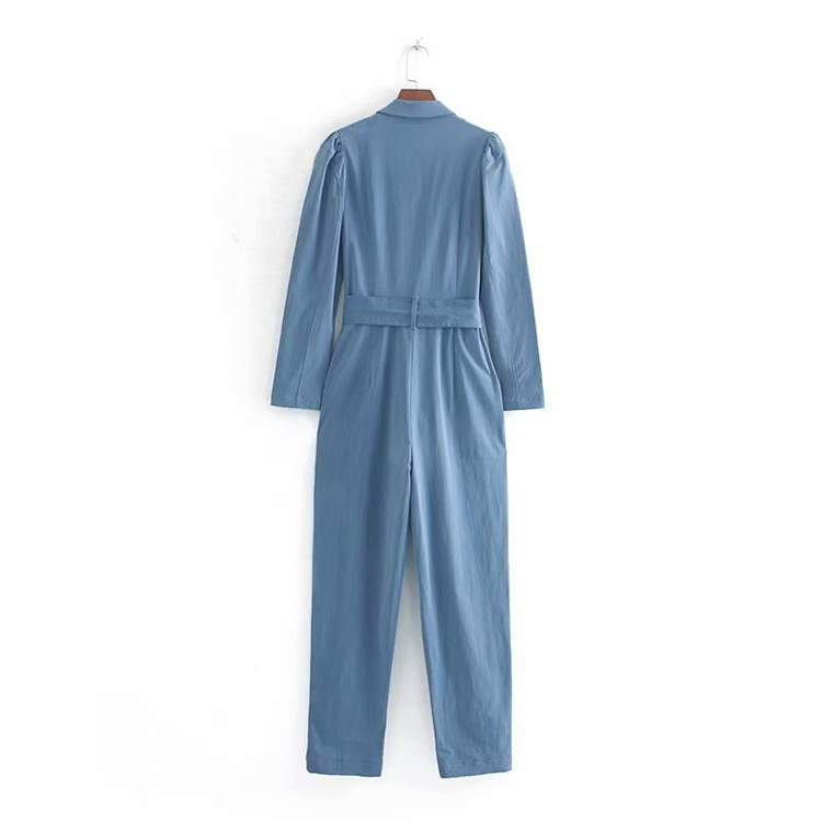 Μακρύγυναικεία ολόσωμη φόρμα με βαθύ λαιμόκοψη σε μπλε χρώμα