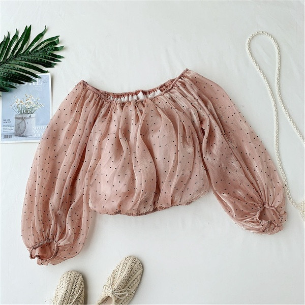 Γυναικεία μπλούζα δαντέλα με λαιμόκοψη σε διάφορα χρώματα