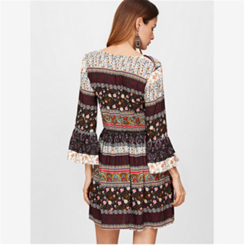 Női ruha lótusz ujjal és övvel két színben