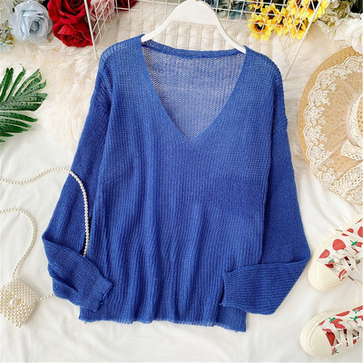 Γυναικεία μπλούζα με V-λαιμό σε διάφορα χρώματα