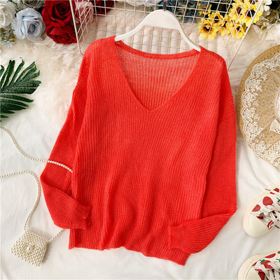 Γυναικεία μπλούζα με V-λαιμό σε διάφορα χρώματα