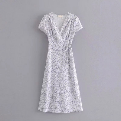 Μοντέρνο γυναικείο φόρεμα με λαιμόκοψη - δύο χρώματα