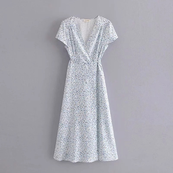 Μοντέρνο γυναικείο φόρεμα με λαιμόκοψη - δύο χρώματα