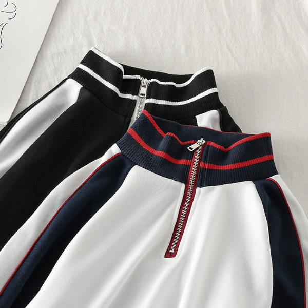 Γυναικείο φούτερ με φερμουάρ σε δύο χρώματα