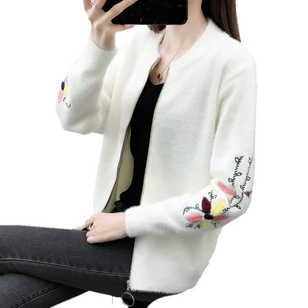 Γυναικεία ζακέτα  με πολύχρωμα κεντήματα σε διάφορα χρώματα