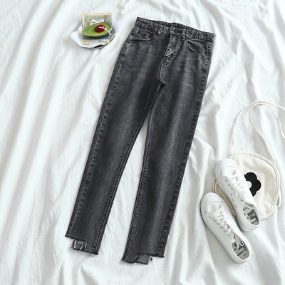 Μοντέρνα γυναικεία τζιν με ψηλή  μέση σε μπλε και μαύρο χρώμα