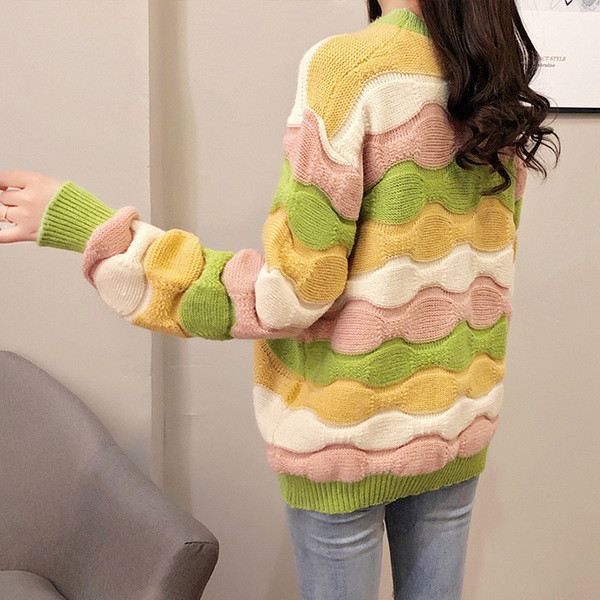 Χειμερινό γυναικείο πουλόβερ - ευρύ μοντέλο σε τρία χρώματα